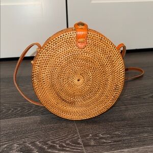 Elegant Woven Brown Crossbody Bag